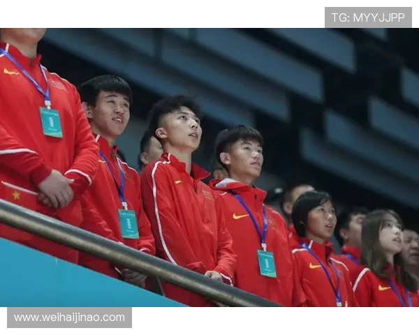 《激烈角逐：全球顶级体育赛事全面盘点与精彩瞬间回顾》