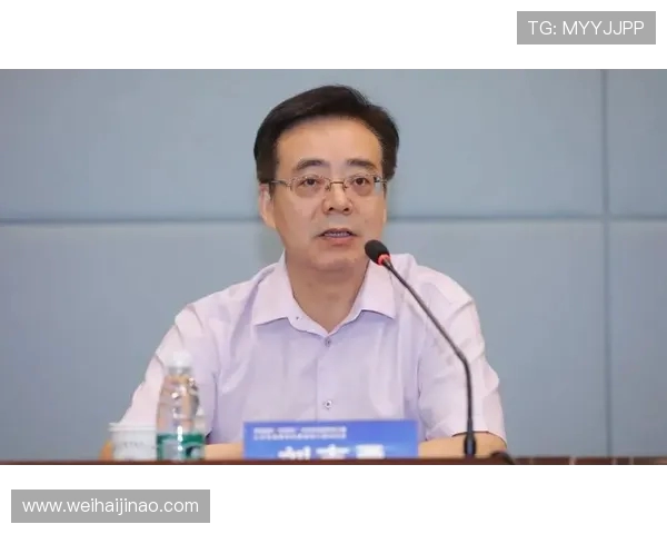 围绕乒乓球运动探索技术战术心理训练全面发展的创新路径与实战融合策略