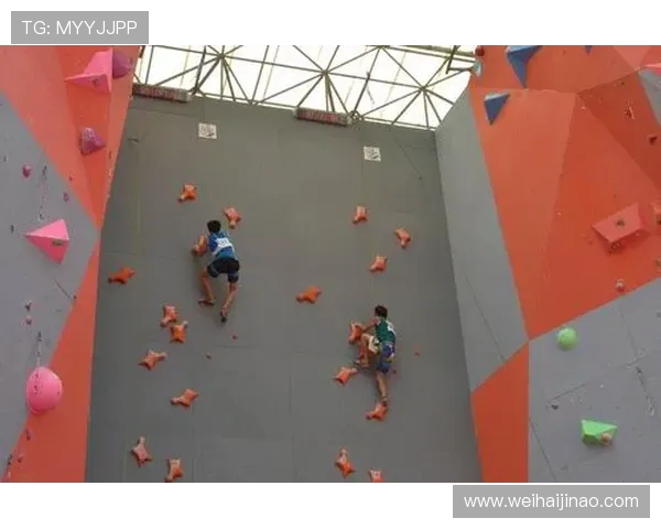 成都攀岩队与西安攀岩队赛后战术分析与复盘总结