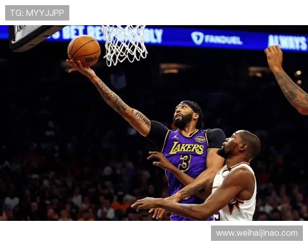 太阳与湖人季后赛首战精彩回顾与分析展望